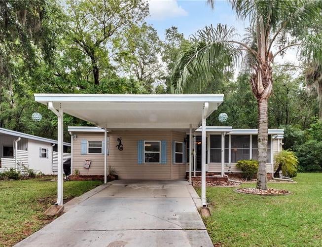 Two Leesburg, FL Homes For Sale in Top Active Adult Communities